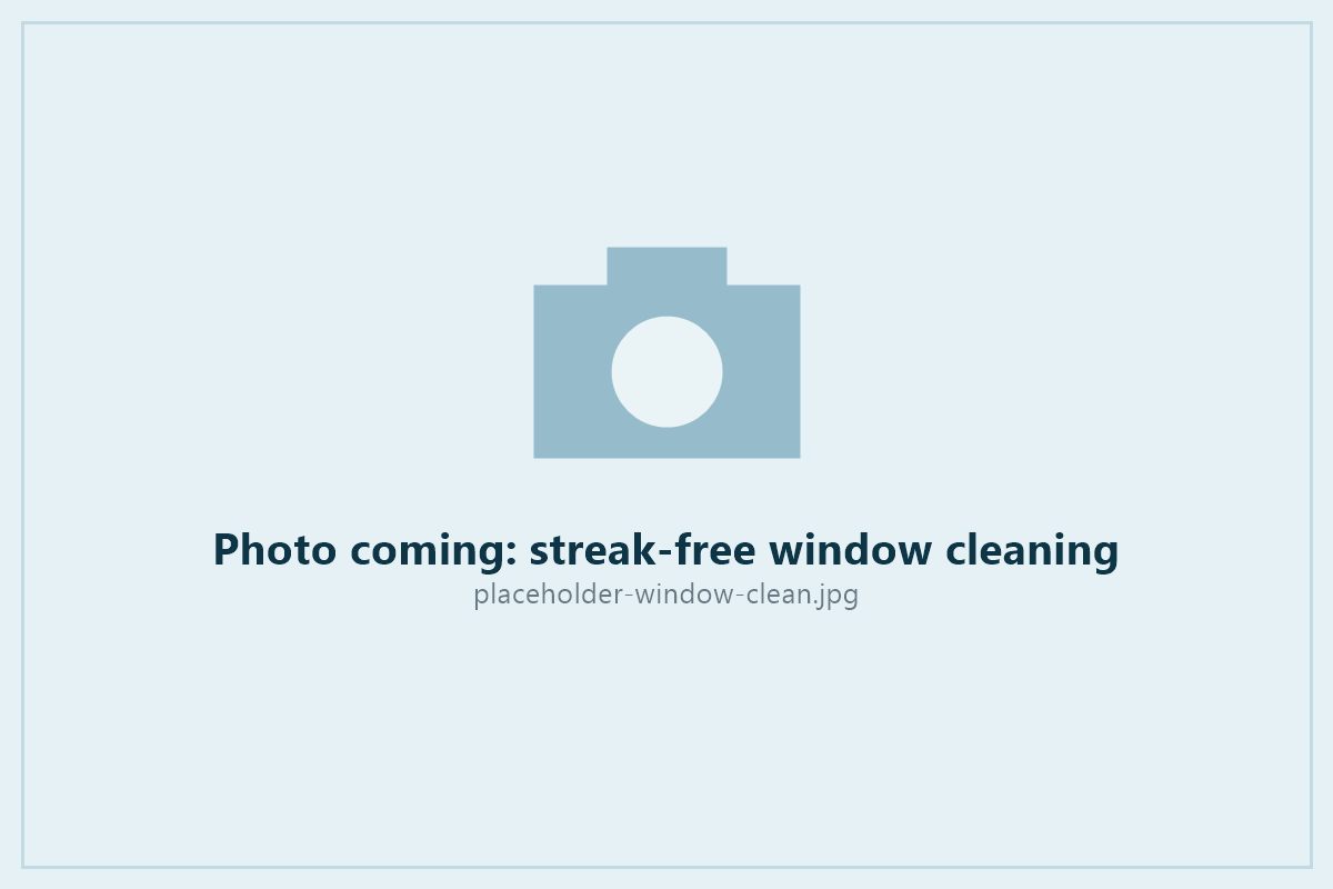 Streak-free window cleaning in Tauranga